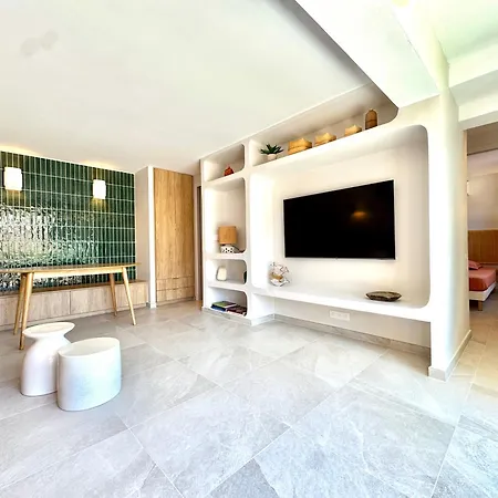 L'elegant,4pers,piscine,2 Parkings,climatisation アパート