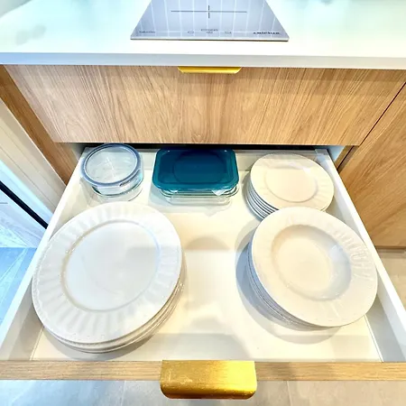 L'elegant,4pers,piscine,2 Parkings,climatisation Apartment