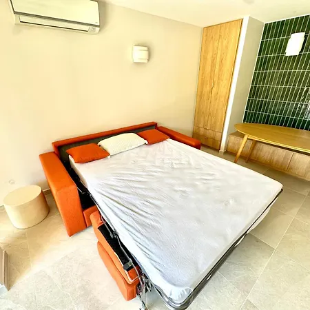 L'elegant,4pers,piscine,2 Parkings,climatisation Appartement *