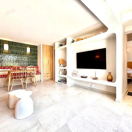 Appartement L'elegant,4pers,piscine,2 Parkings,climatisation Saint-Tropez