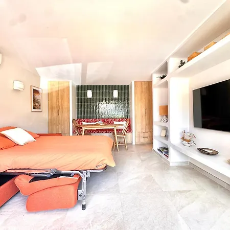 Appartement L'elegant,4pers,piscine,2 Parkings,climatisation