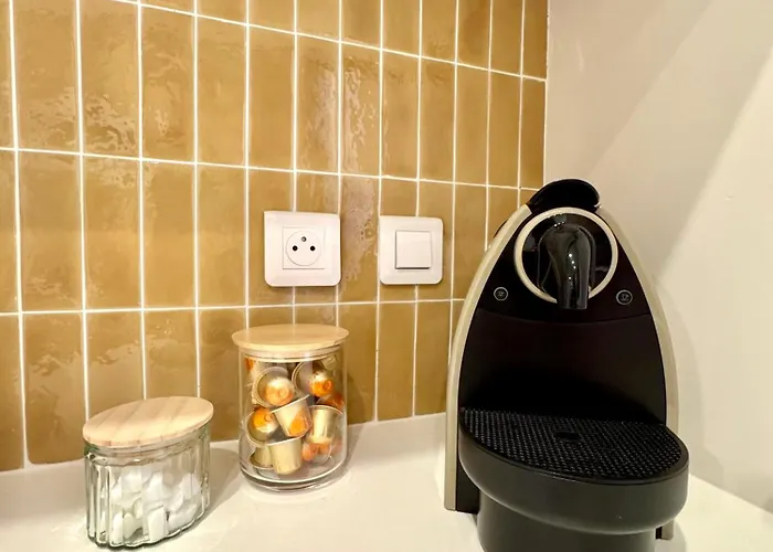 L'elegant,4pers,piscine,2 Parkings,climatisation Apartment *