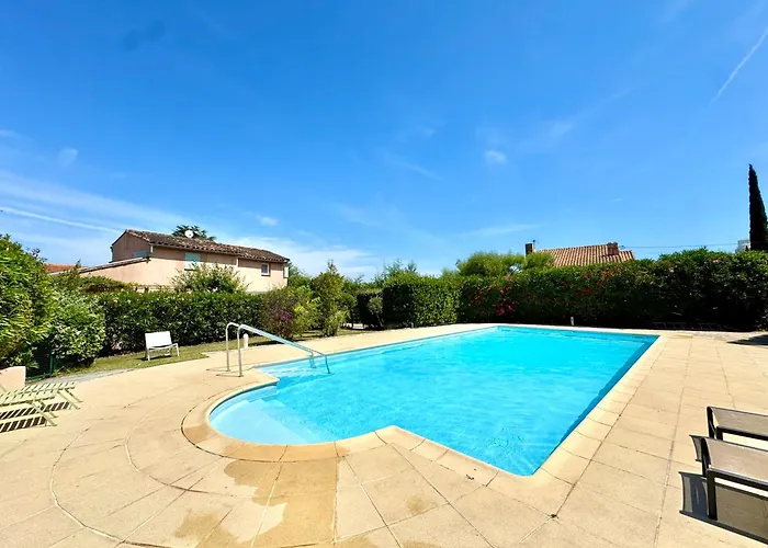 L'elegant,4pers,piscine,2 Parkings,climatisation Apartment *