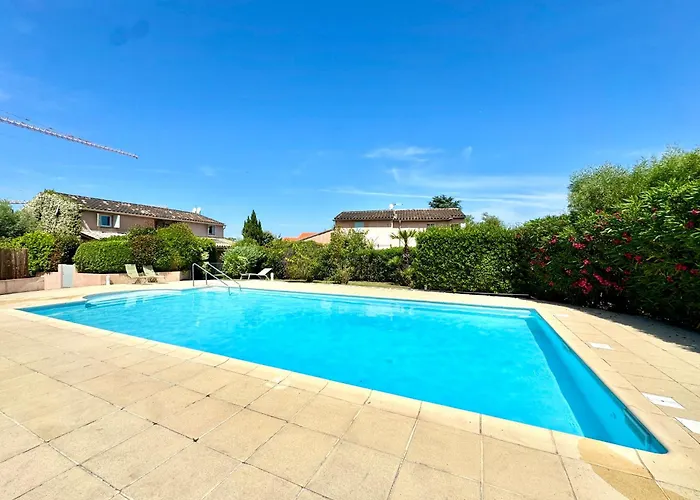 L'elegant,4pers,piscine,2 Parkings,climatisation